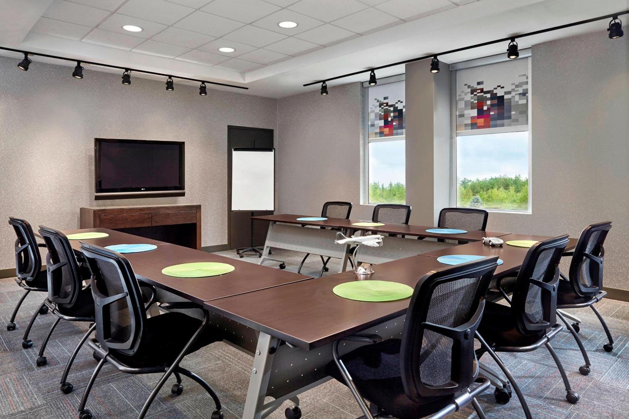 Aloft Montreal Airport Hotel Dorval Luaran gambar